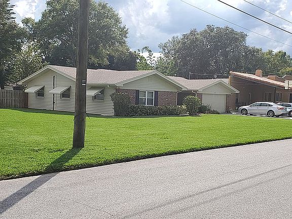 4th image of 157 Beverly Dr