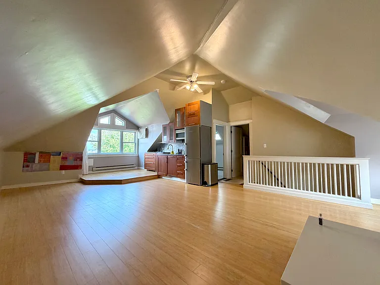 8 Douglas Ave #2 — Photo 11