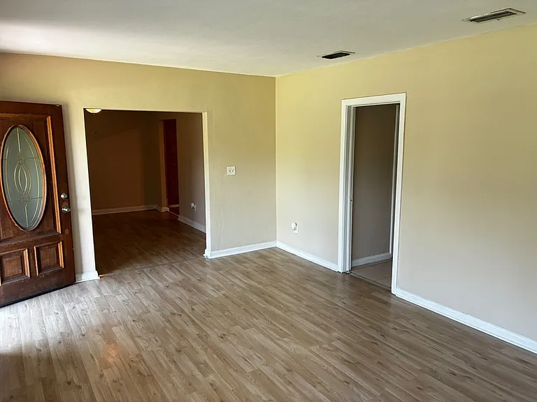 7022 Linda Dr — Photo 17
