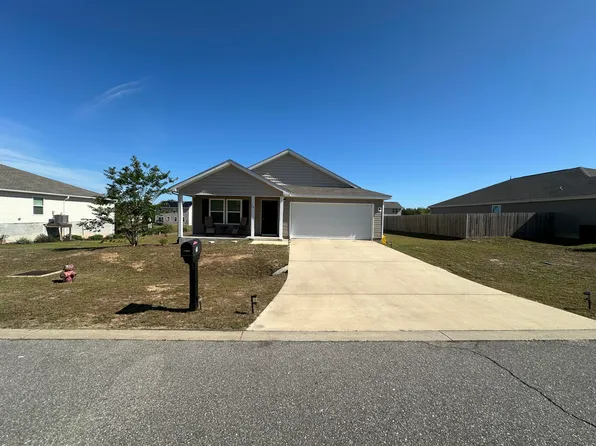 26 Lockwood Way W, Defuniak Springs, FL 32435