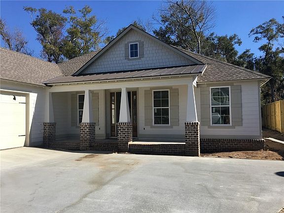 2nd image of 162 Township Bluff Cir
