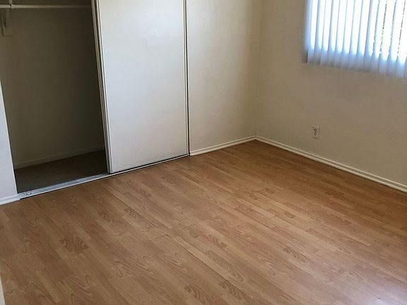 3rd image of 14555 Blythe St APT 19