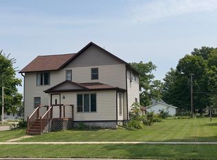 221 N 6th St, Cornell, WI 54732