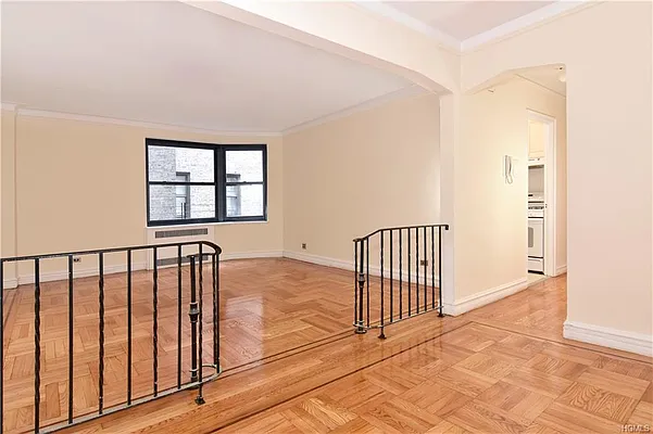 Sold by Re/Max In The City | media 3