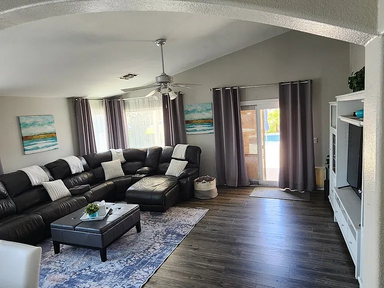 S Calvin Cir — Photo 9
