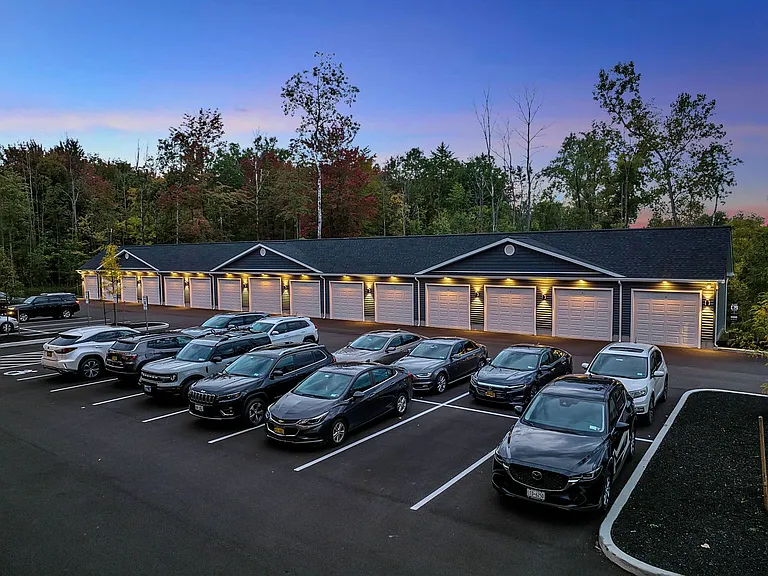 5050 Transit Rd — Photo 4