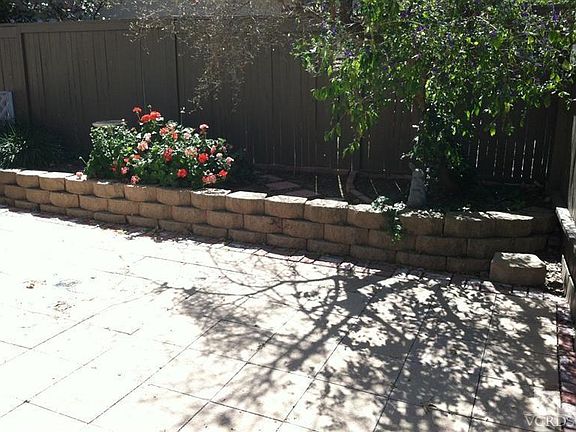 2nd image of 124 Rosehedge Ln