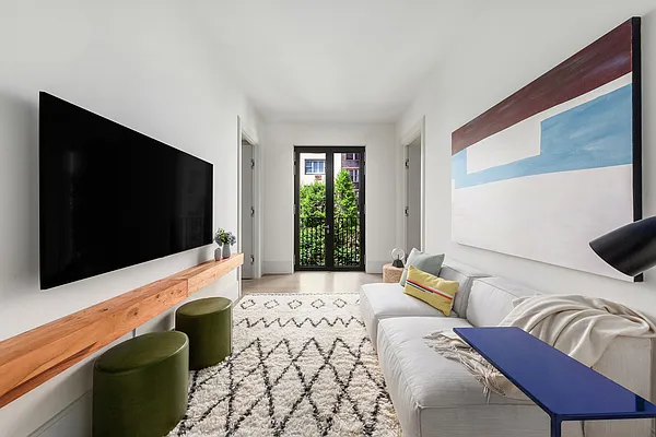 Sold by Compass | media 32