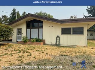 412 Barnes Ave, Medford, OR 97504