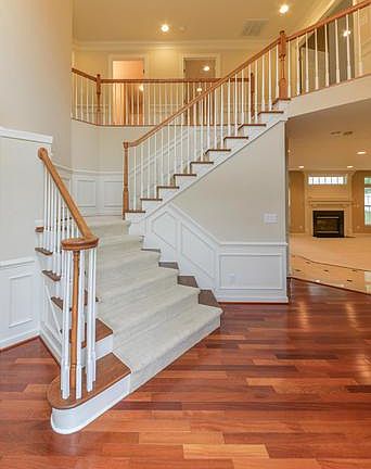 2nd image of 8409 Gannon Ct