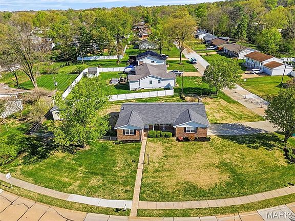 2nd image of 109 Baxter Acres Dr
