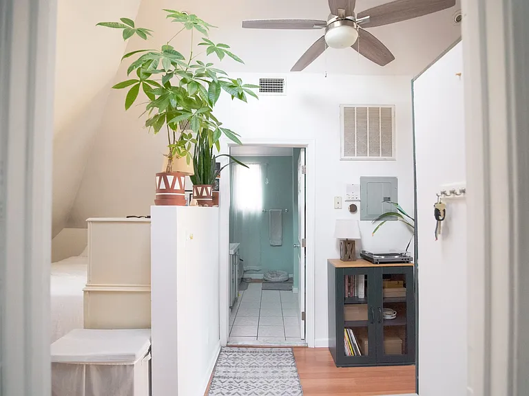 36 Montfern Ave #3 — Photo 3