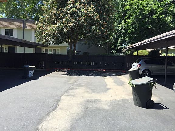 5th image of 8860 La Riviera Dr Unit B