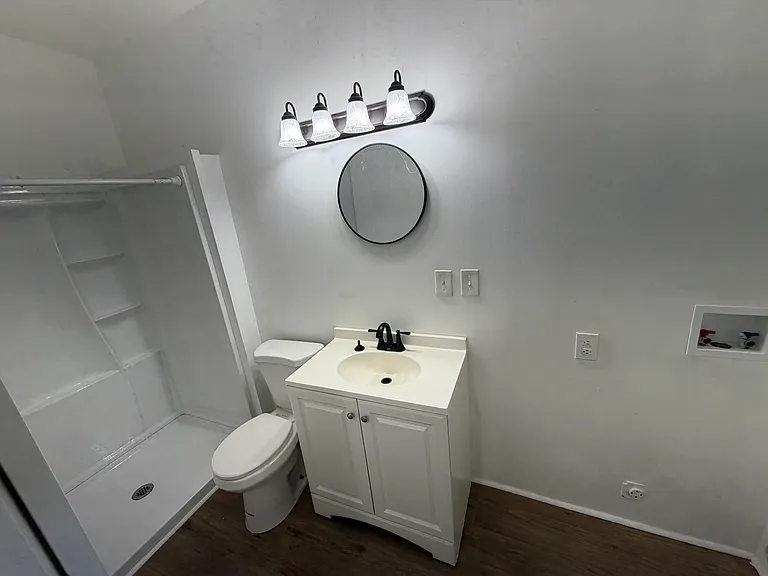 164 Eagle St #2 — Photo 8