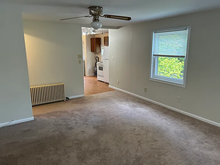 376 S Main St — Photo 9