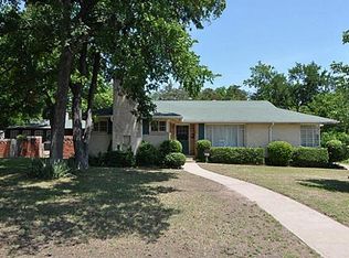 2417 Southwood Dr, Dallas, TX 75233