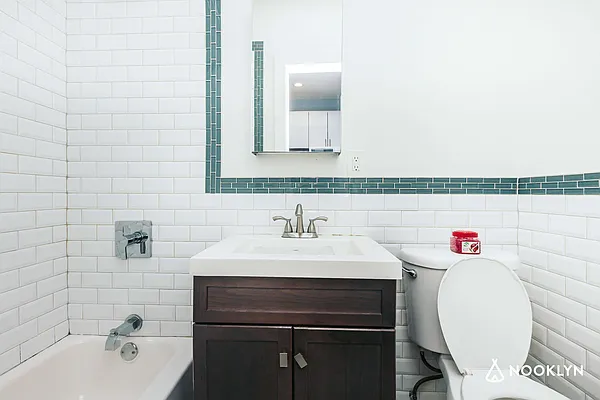 Rented by Nooklyn NYC LLC | media 15