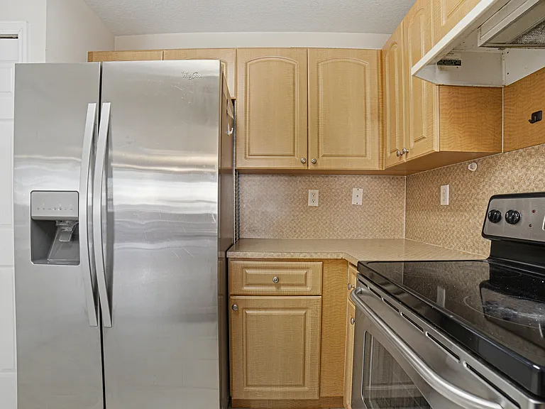 765 SW 107th Ave #2303 — Photo 3