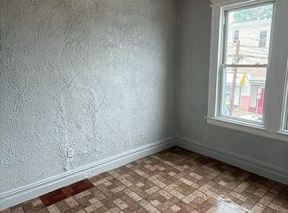 214 Hawthorne Ave ROOM 1, Newark, NJ 07112