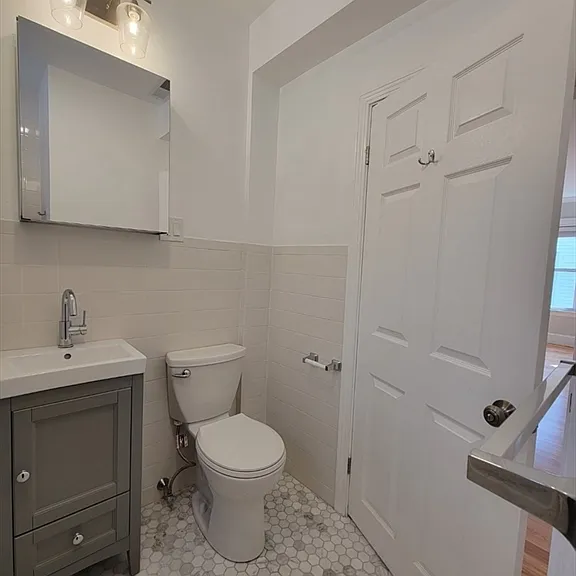 57 Sydney St #2 — Photo 10
