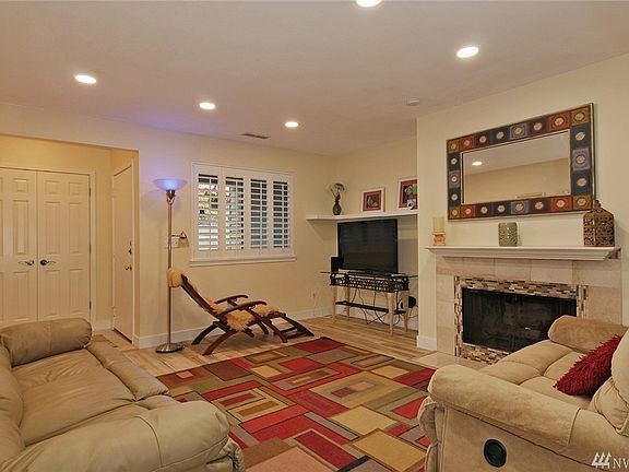 5th image of 9931 NE 144th Ln APT 903