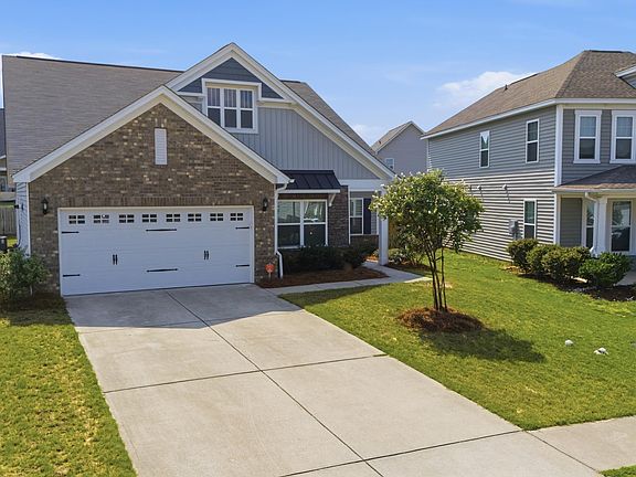 3rd image of 713 N Pinewalk Way