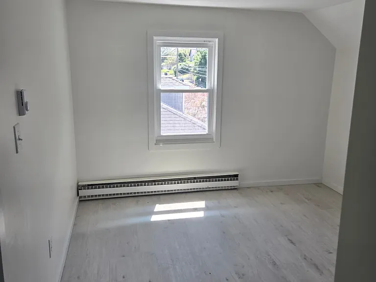 31 S Montgomery St #101 — Photo 4