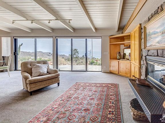 3rd image of 60501 Tower Ln