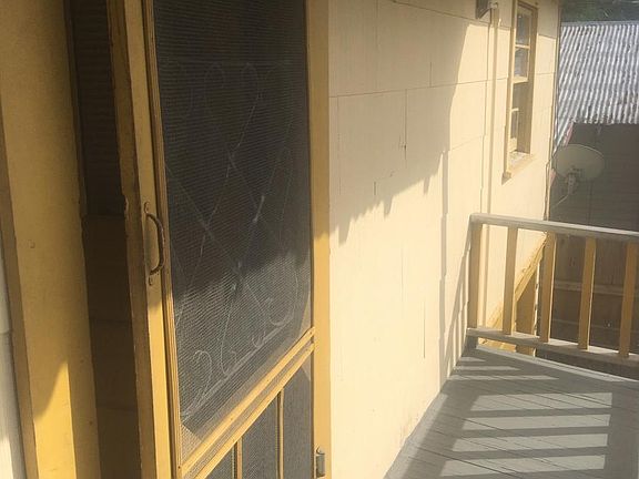 2nd image of 553 Avenue A #B