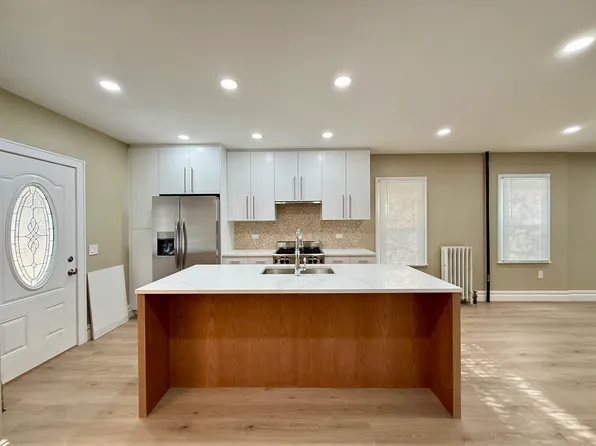 1108 N Sumner Ave, Scranton, PA 18508