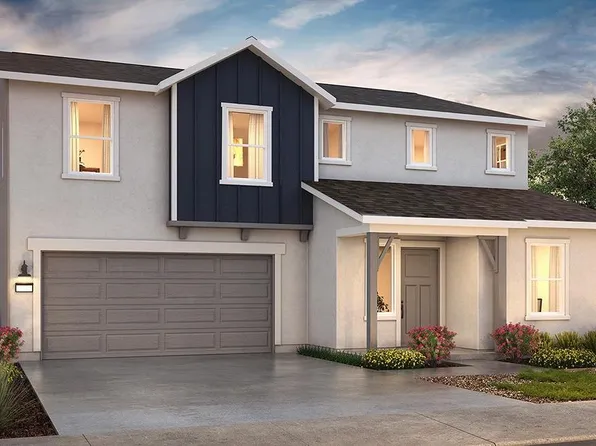 2795 Bay Hill Dr #503, Tulare, CA 93274
