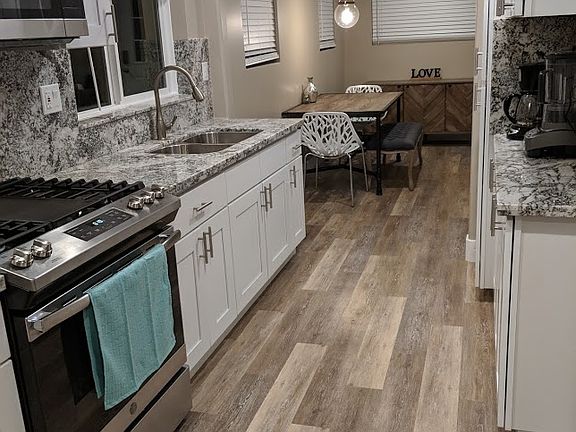 2nd image of 781 N Village Ln