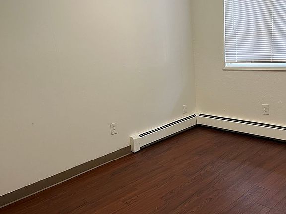 3rd image of 415 N Bragaw St APT 7