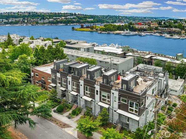 2843 Franklin Avenue E, Seattle, WA 98102