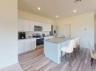 871 Barnacle Ct, Converse, TX 78109