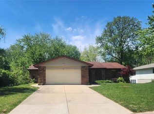 333 Westpark Dr, Columbia, IL 62236