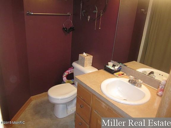 5th image of 4814 Hathaway Ct