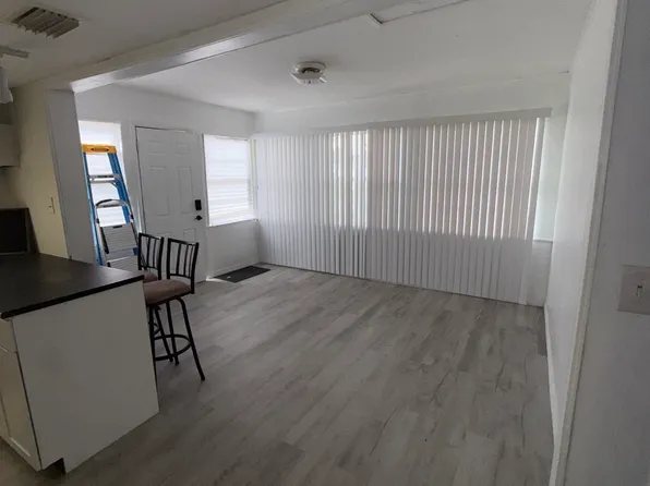 325 Marseilles Dr, Merritt Island, FL 32953