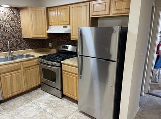 10419 Dearlove Rd #GA, Glenview, IL 60025