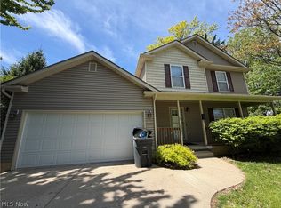1504 White Ave, Akron, OH 44307