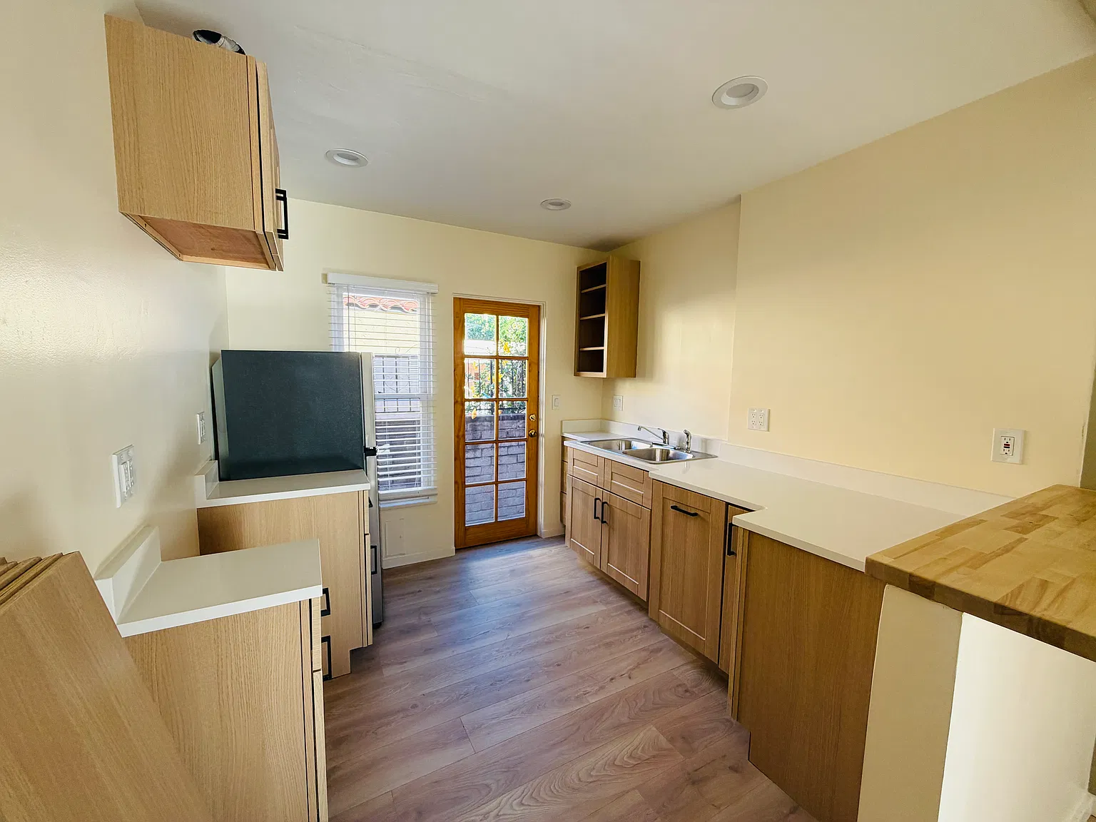 Studio, 365 sqft, $2,375 — Photo 4