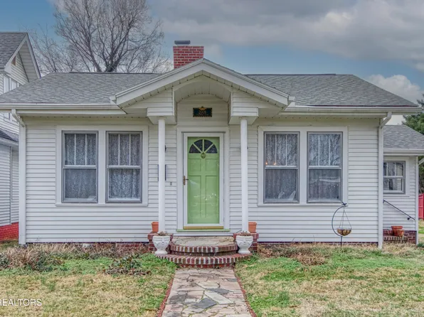 2009 Fairmont Blvd, Knoxville, TN 37917