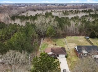 658 Carter Grove Rd, Toney, AL 35773