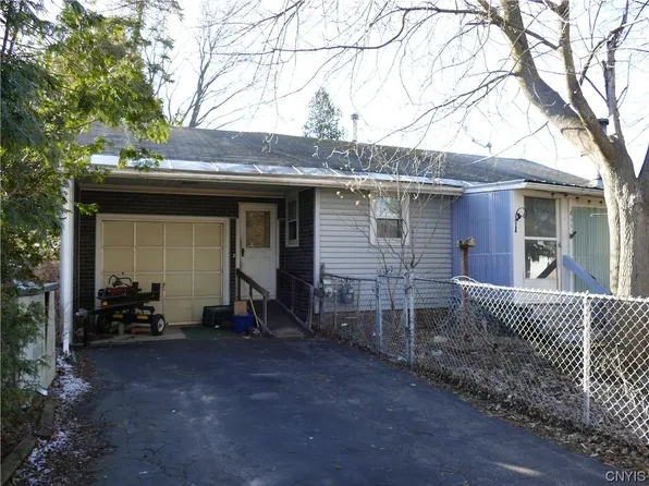 811 Norton Ave, Chittenango, NY 13037