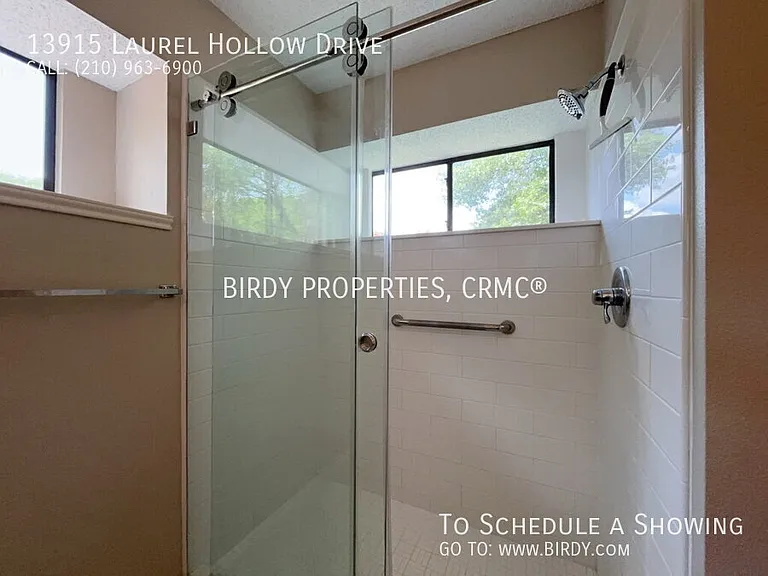 13915 Laurel Hollow Dr — Photo 24