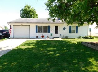 93 Crestwood Dr, Mooresville, IN 46158