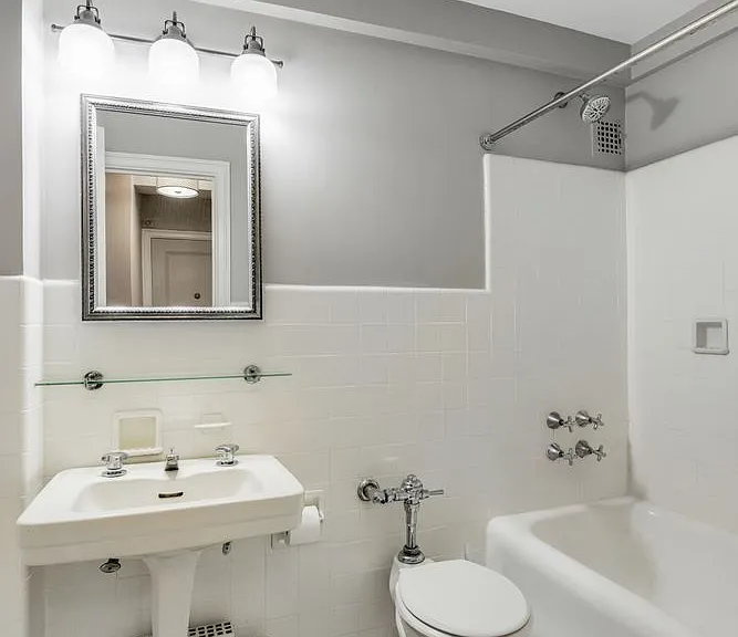 225 E 73rd St #1A — Photo 8