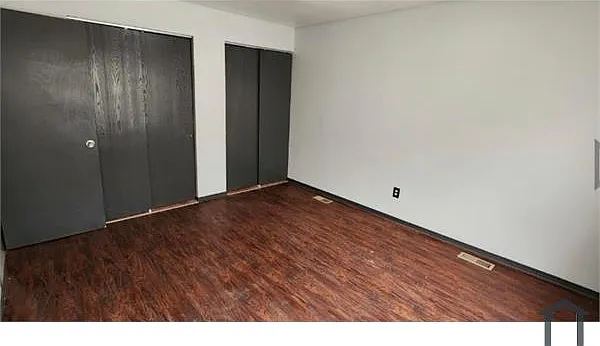 3 bed, $1,400 — Photo 2