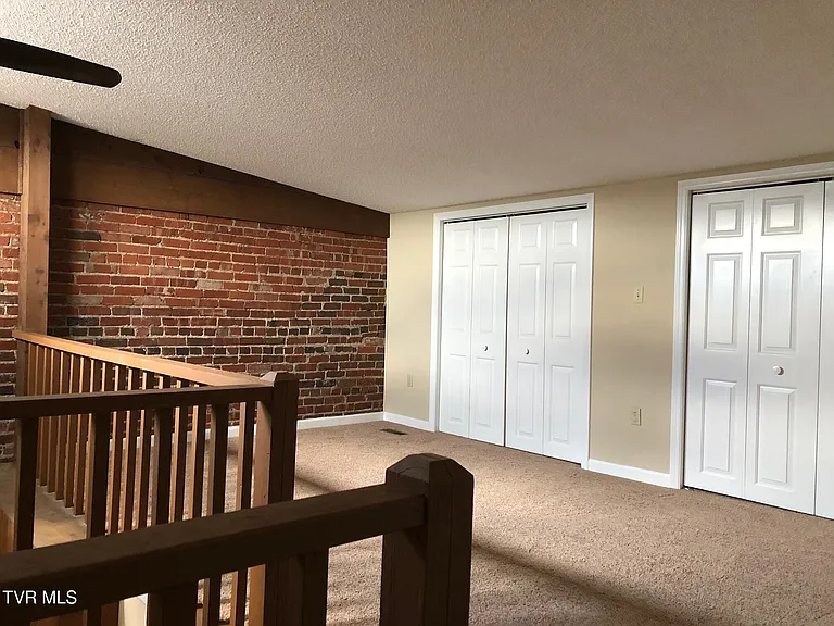 555 E Main St #211 — Photo 9