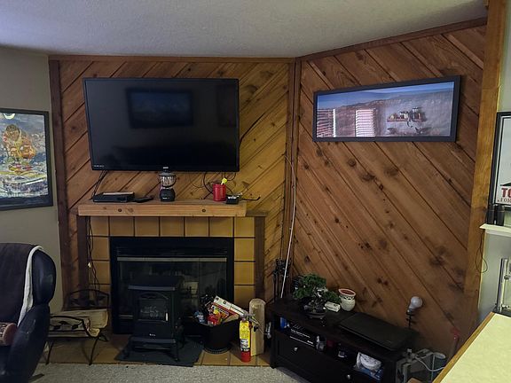 2nd image of 464 N North Rd #143-A107